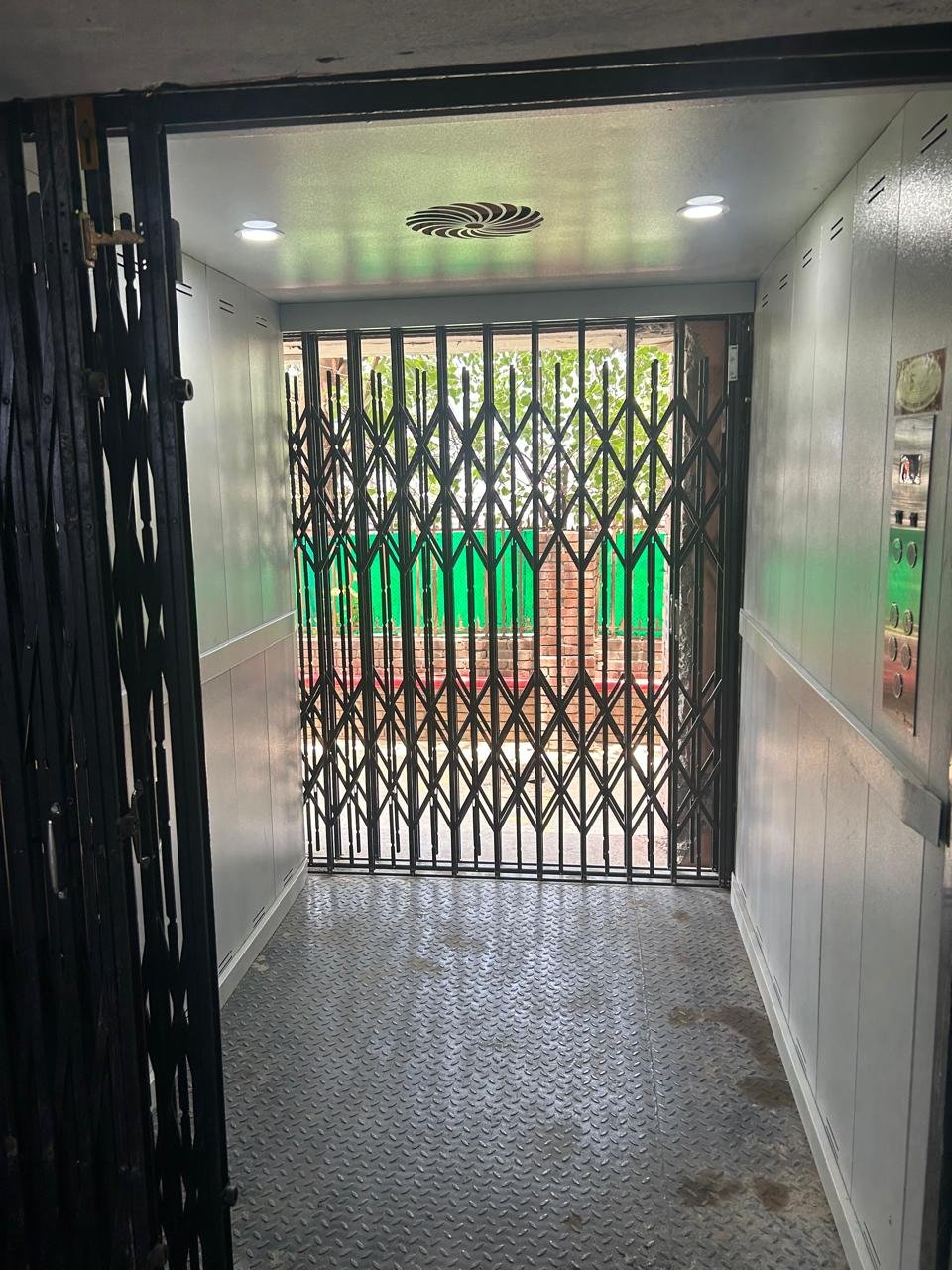 Elevator 1